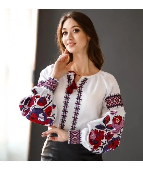 Blouse “Dzvinka”