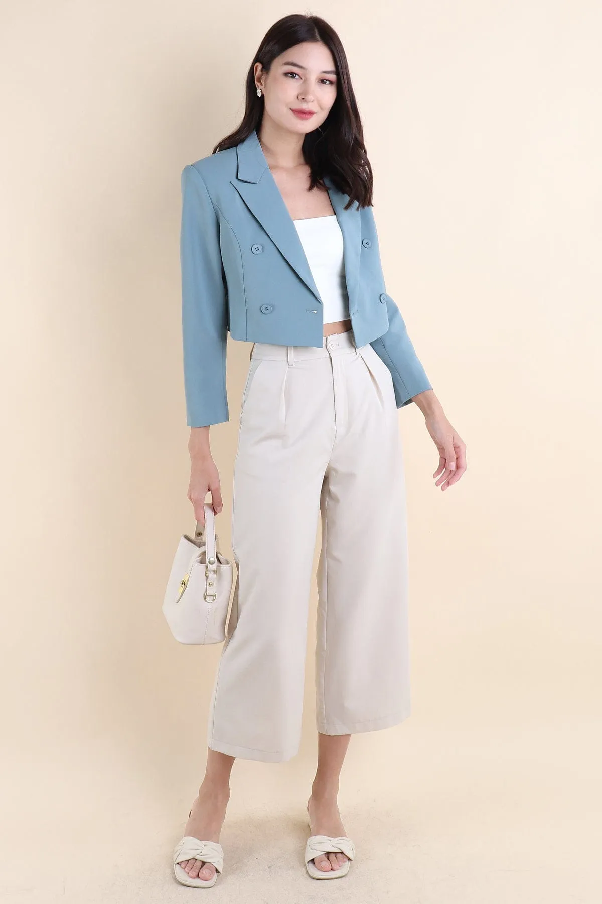 CONEY CROP BLAZER IN TEAL