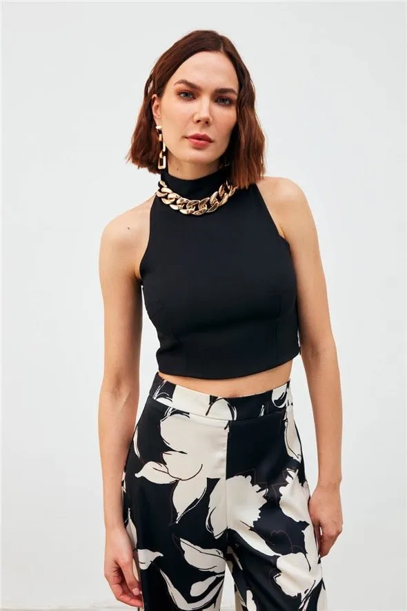 Crop Top with Chain Accessories - Black