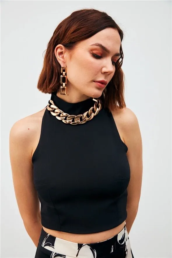 Crop Top with Chain Accessories - Black