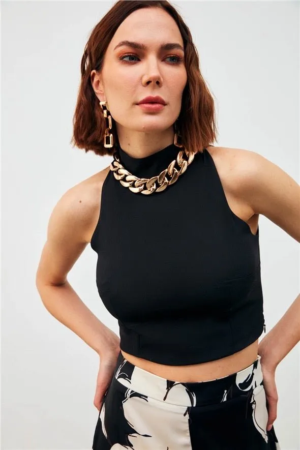 Crop Top with Chain Accessories - Black