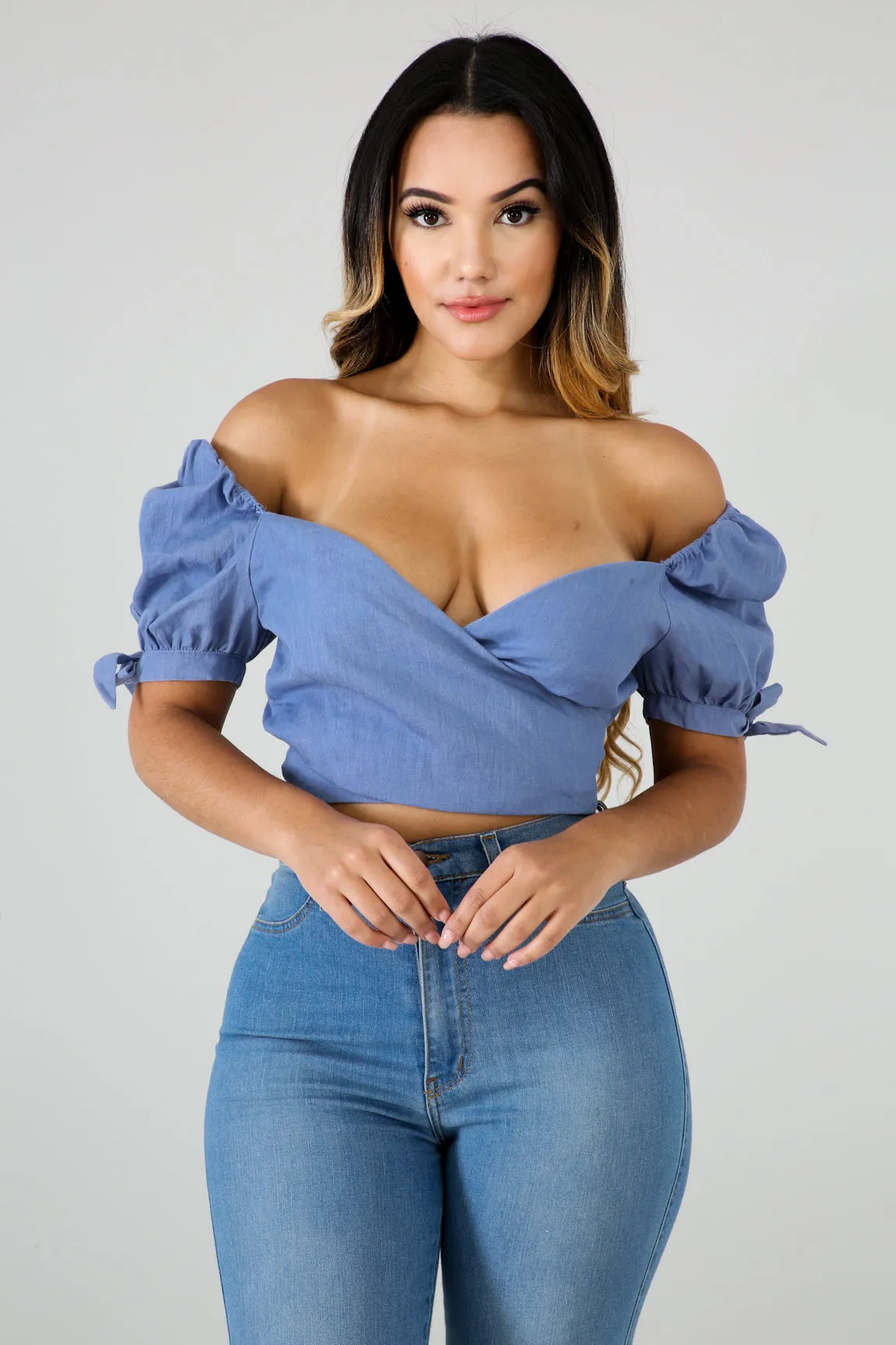 DENIM TIE CONVERTIBLE CROP TOP