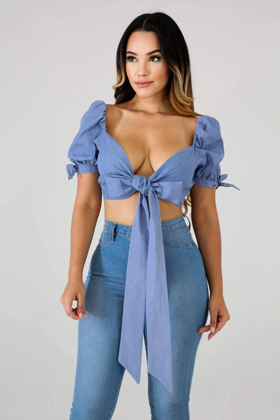 DENIM TIE CONVERTIBLE CROP TOP