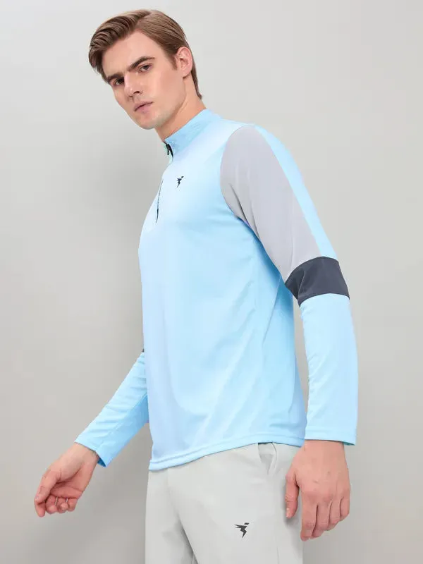 Men Colorblock Slim Fit Mock Neck T-shirt with TECHNO COOL 