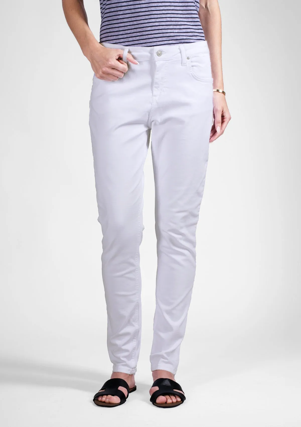 Mika White Boyfriend Jean