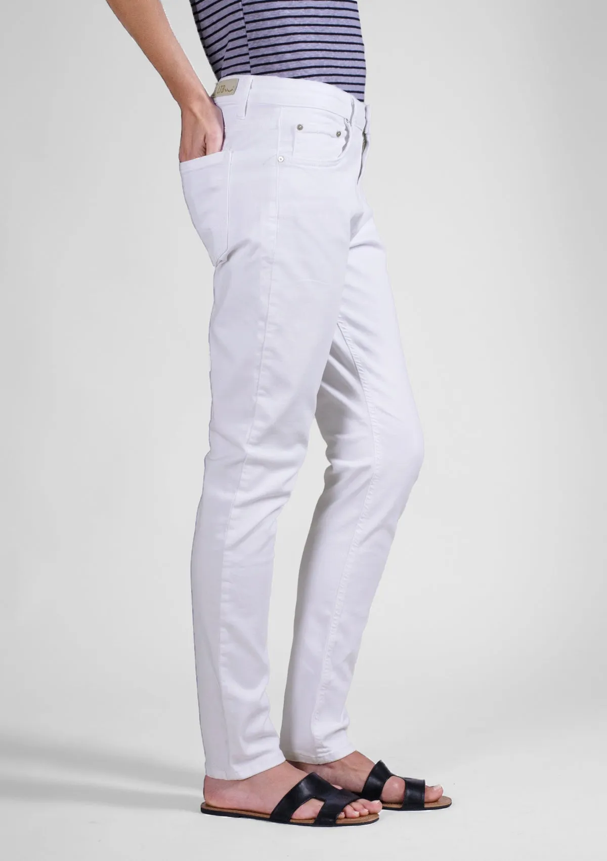 Mika White Boyfriend Jean