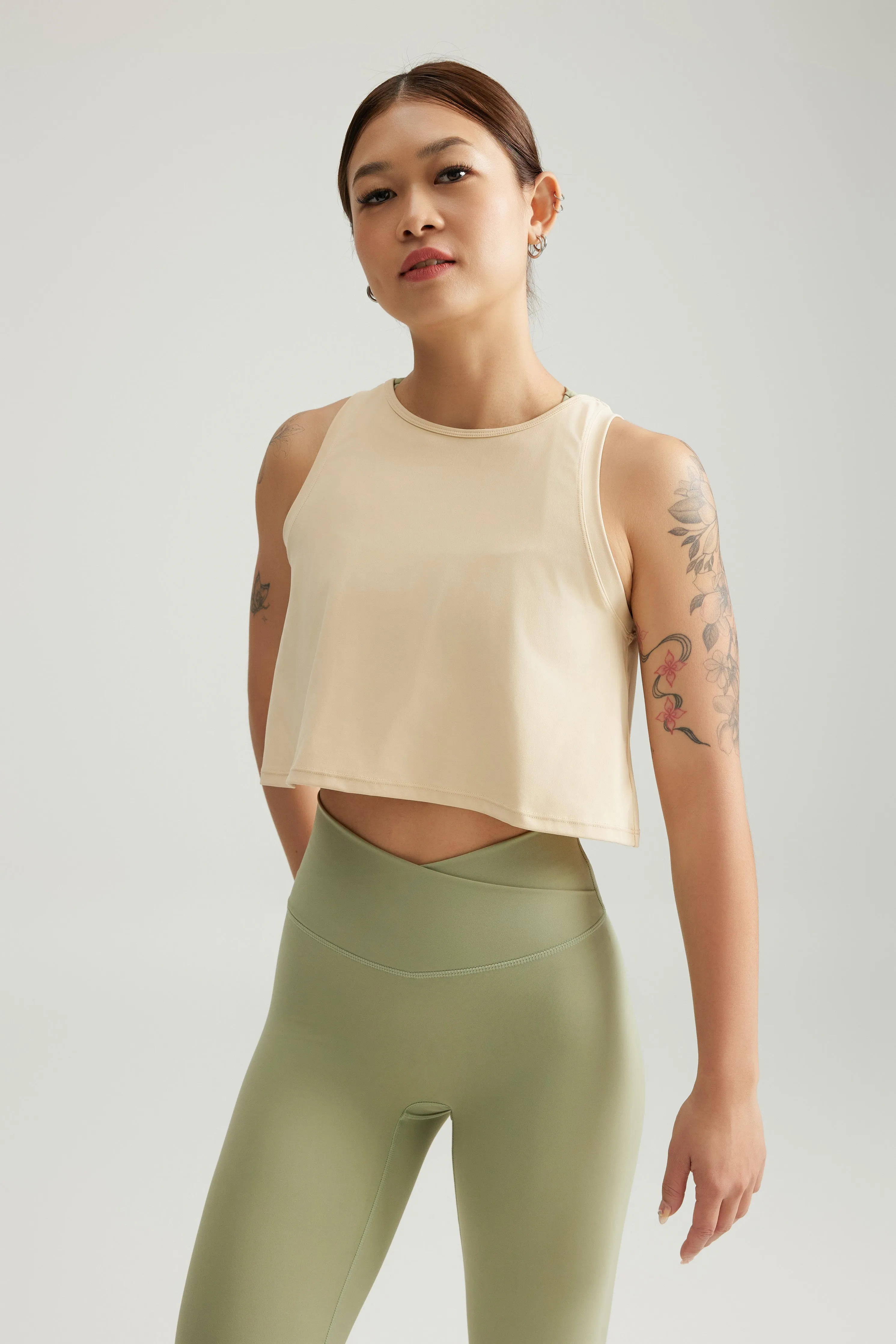 Sport Crop Top in Eggnog