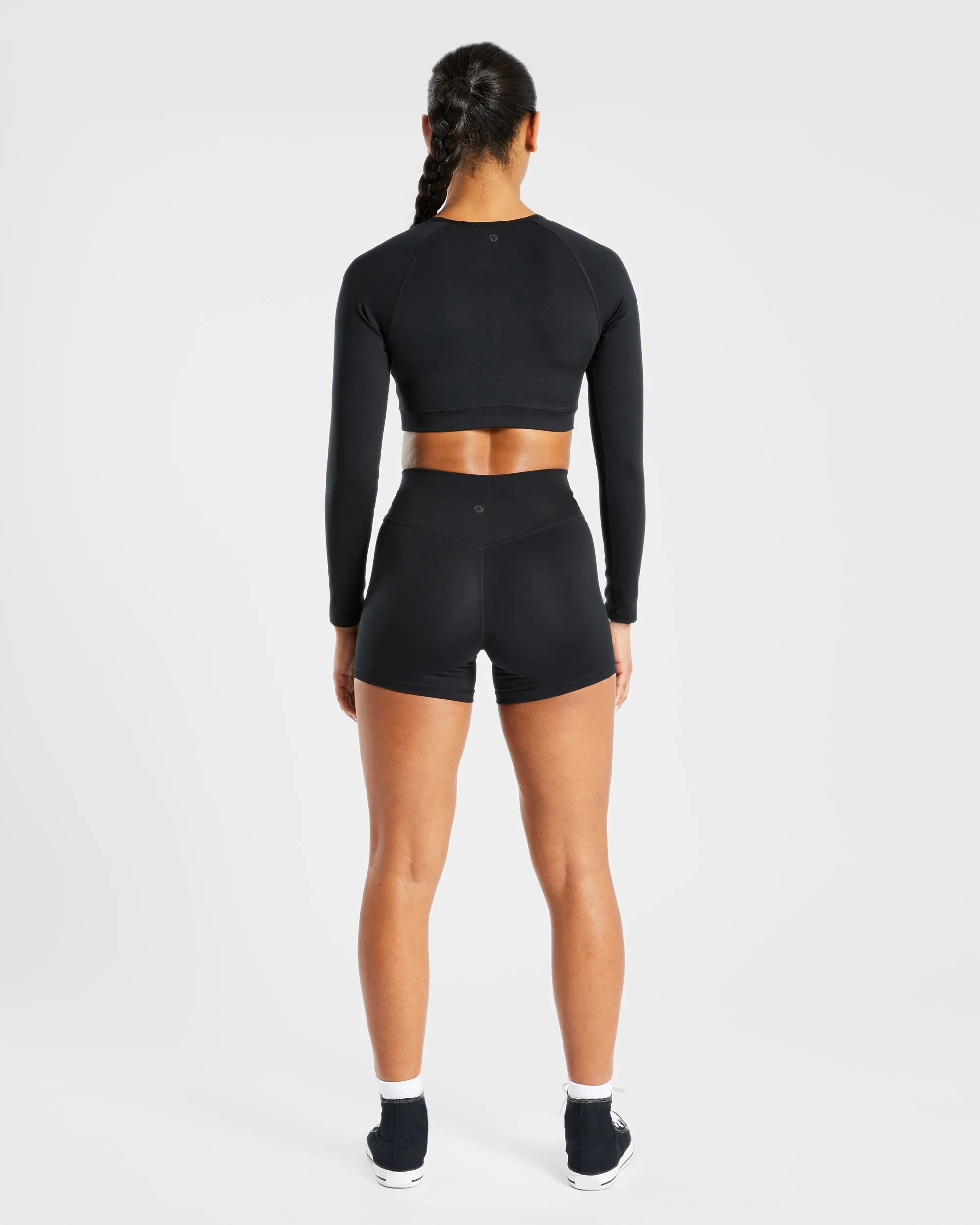 Staple Long Sleeve Crop Top - Black